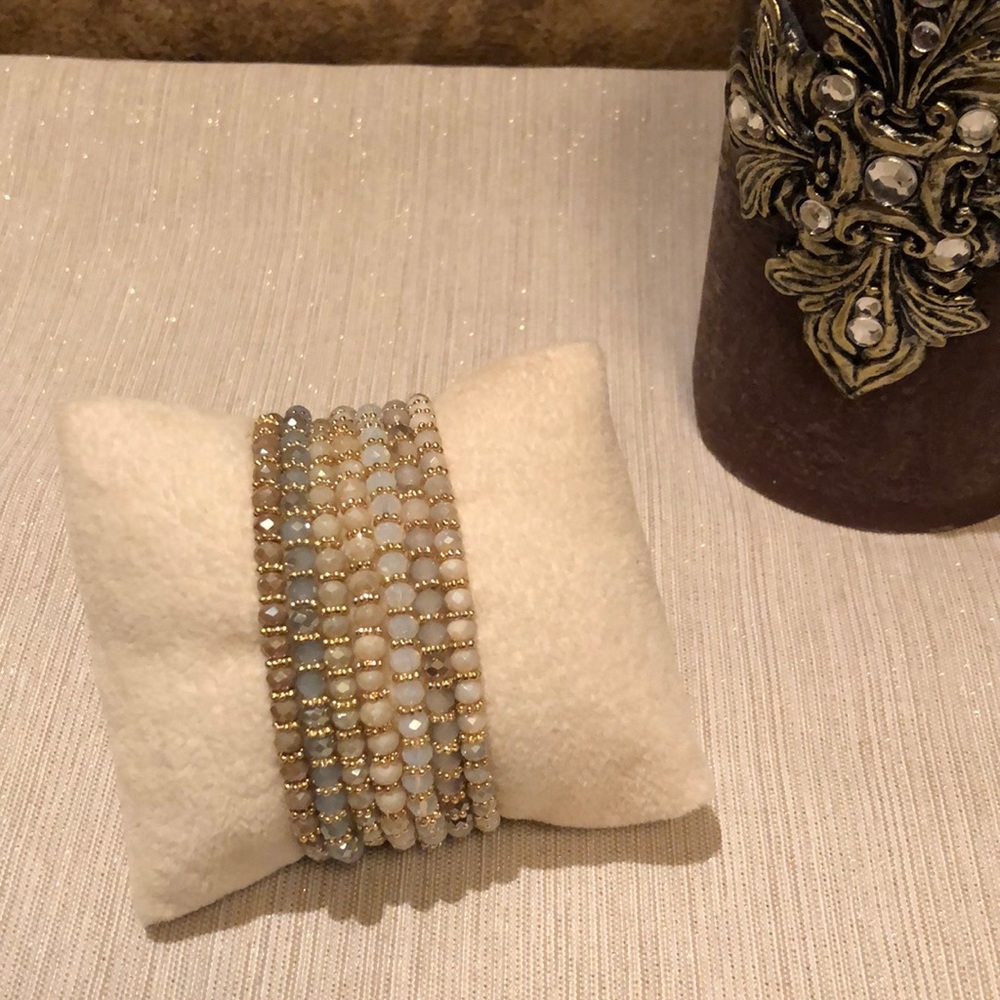 ✨Beaded Bracelet✨